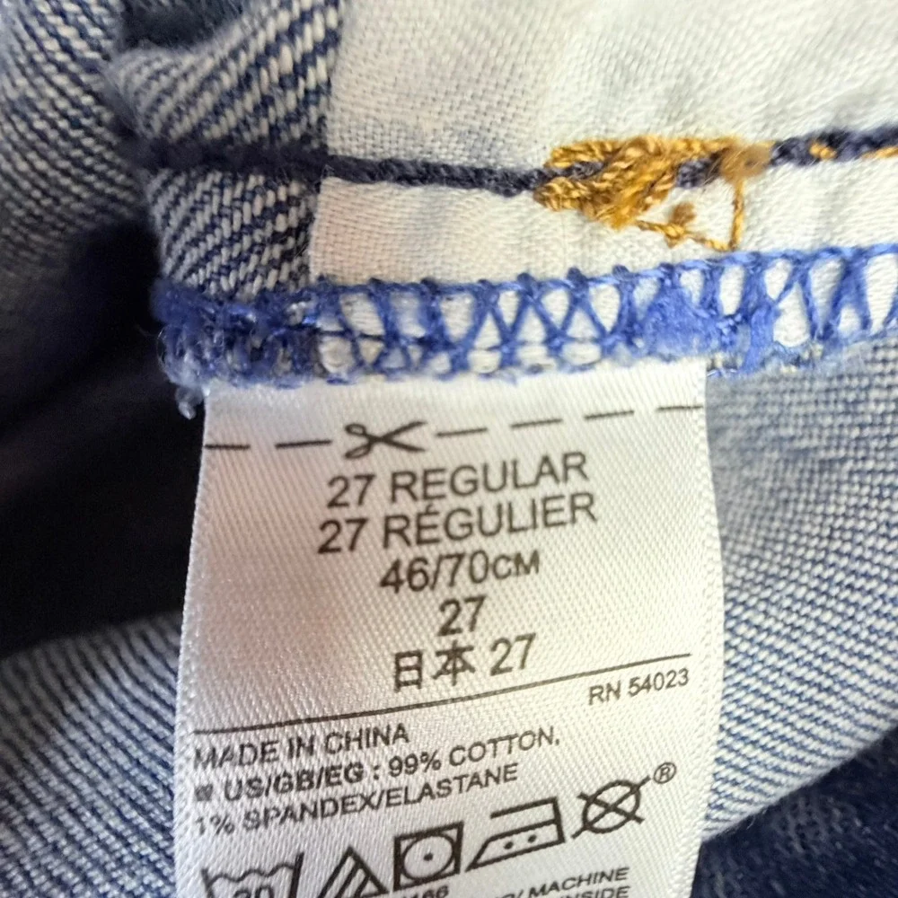 Gap Real Straight Jeans Women 27R Blue Light Wash Stretch Denim 1969 Mid Rise